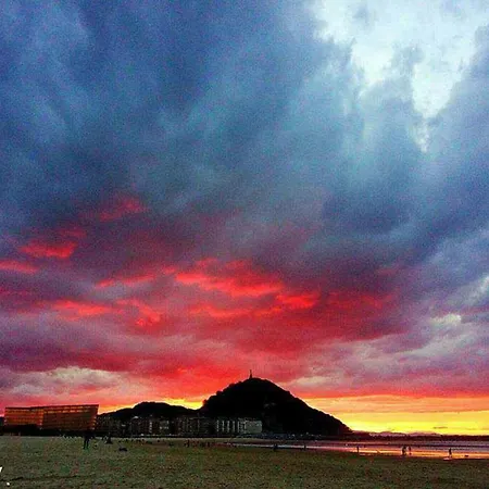 Apartament Gros Zurriola Wifi Terrace Parking 20e Night *